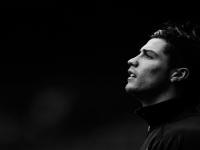 IM电竞博彩-欧冠半决赛焦点战，老鹰巅峰对决胜出火箭，唯一性之战载入史册