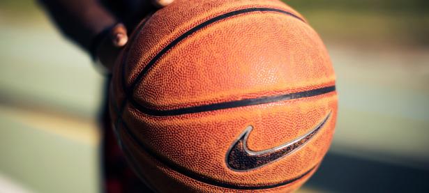 IM英雄联盟竞猜-赛道传奇，索伯力克迈凯伦，汉密尔顿刷新不朽纪录