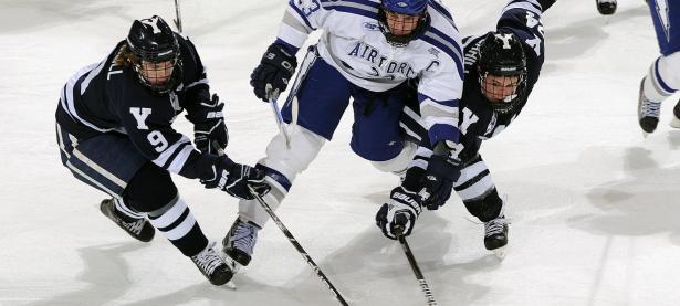 IM电竞投注平台-绿茵场上的碾压与乒乓台前的点燃，体育世界的双重奏