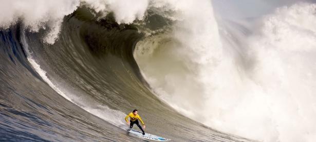 IM电竞官方入口-凯尔特人鏖战火箭，字母哥关键制胜，一场跨越时空的篮球狂想