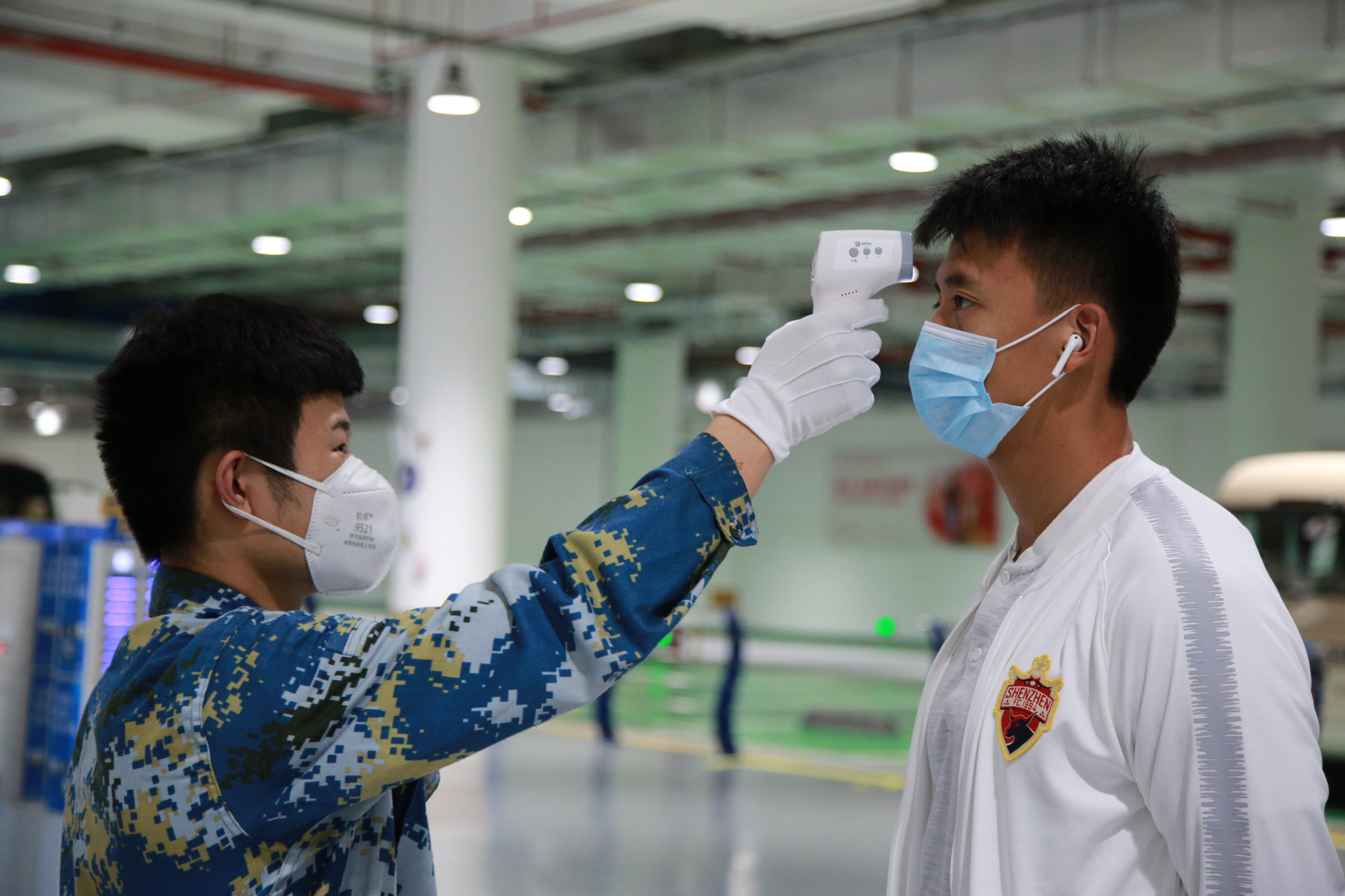 深圳佳兆业队员合作默契,取得关键胜利的简单介绍 深圳佳兆业队员合作默契,取得关键胜利的简单介绍