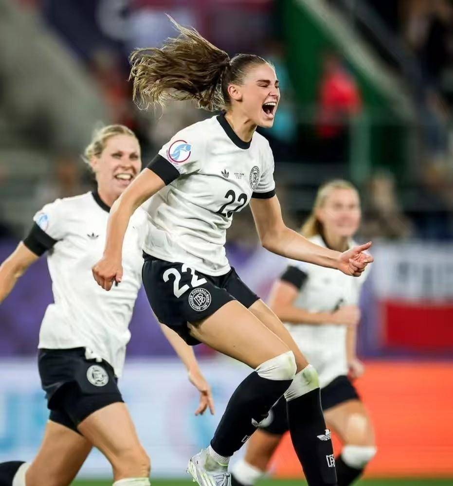 德国与法国的对决引发球迷热烈讨论的简单介绍 德国与法国的对决引发球迷热烈讨论的简单介绍